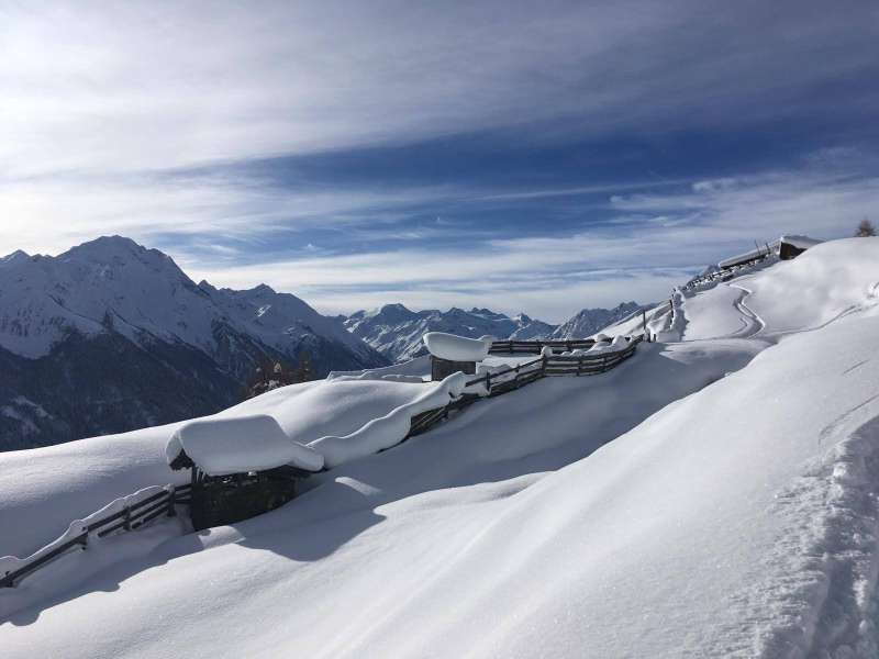 Winterurlaub im verschneiten Stubaital